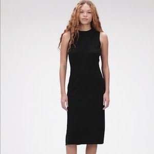 gap sleeveless black dress with shoulder buttons